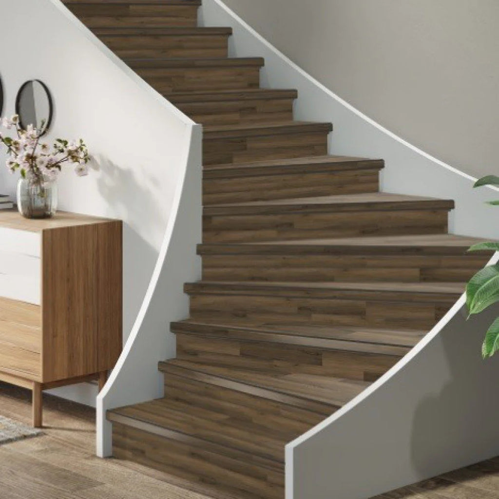 TRAPRENOVATIE SET PADDINGTON WARM BROWN / PVC ( SET Ten behoeve van 4 TRAPTREDES + PROFIELEN)